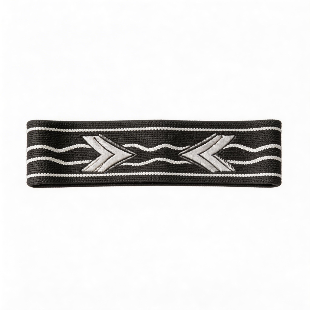 Bold Black & White Waves Yoga Headband – Comfortable Fit for Active Women  Product Features: